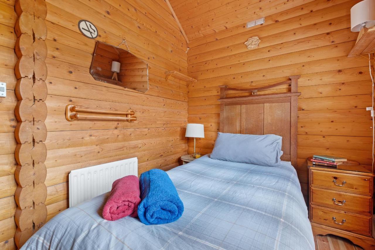 Finest Retreats - The Logs Villa Fort William Luaran gambar
