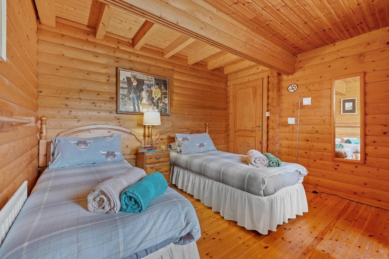 Finest Retreats - The Logs Villa Fort William Luaran gambar